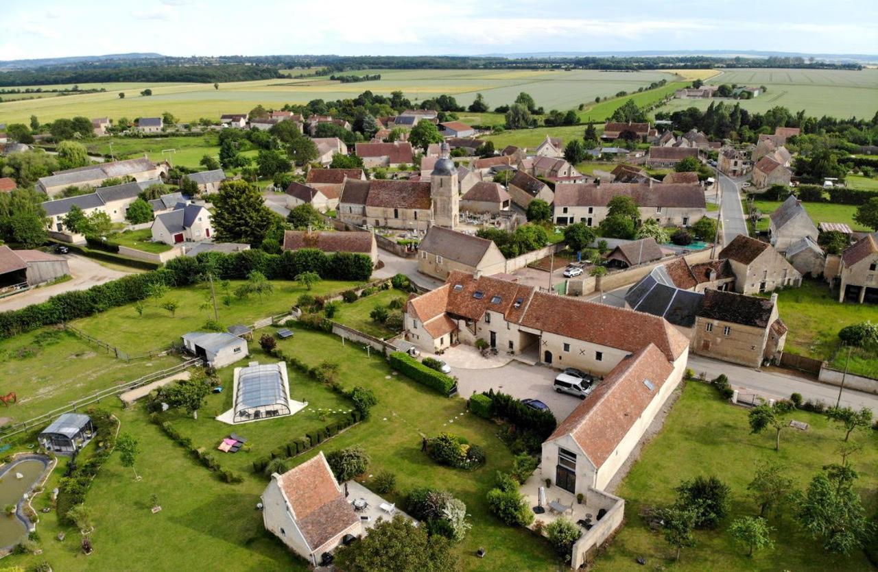 Les Gites Du Douet Du Houlle Courcy  ภายนอก รูปภาพ