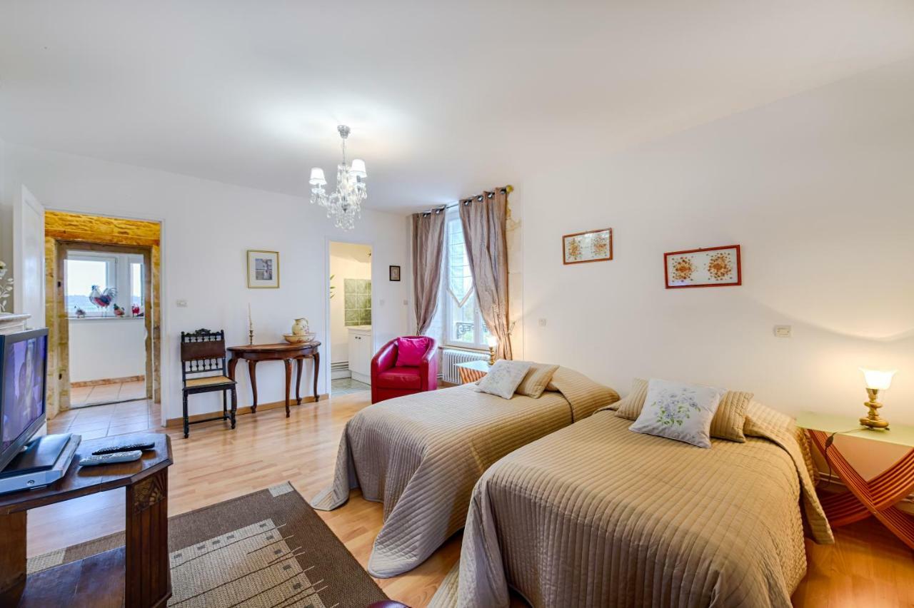 Les Gites Du Douet Du Houlle Courcy  ภายนอก รูปภาพ
