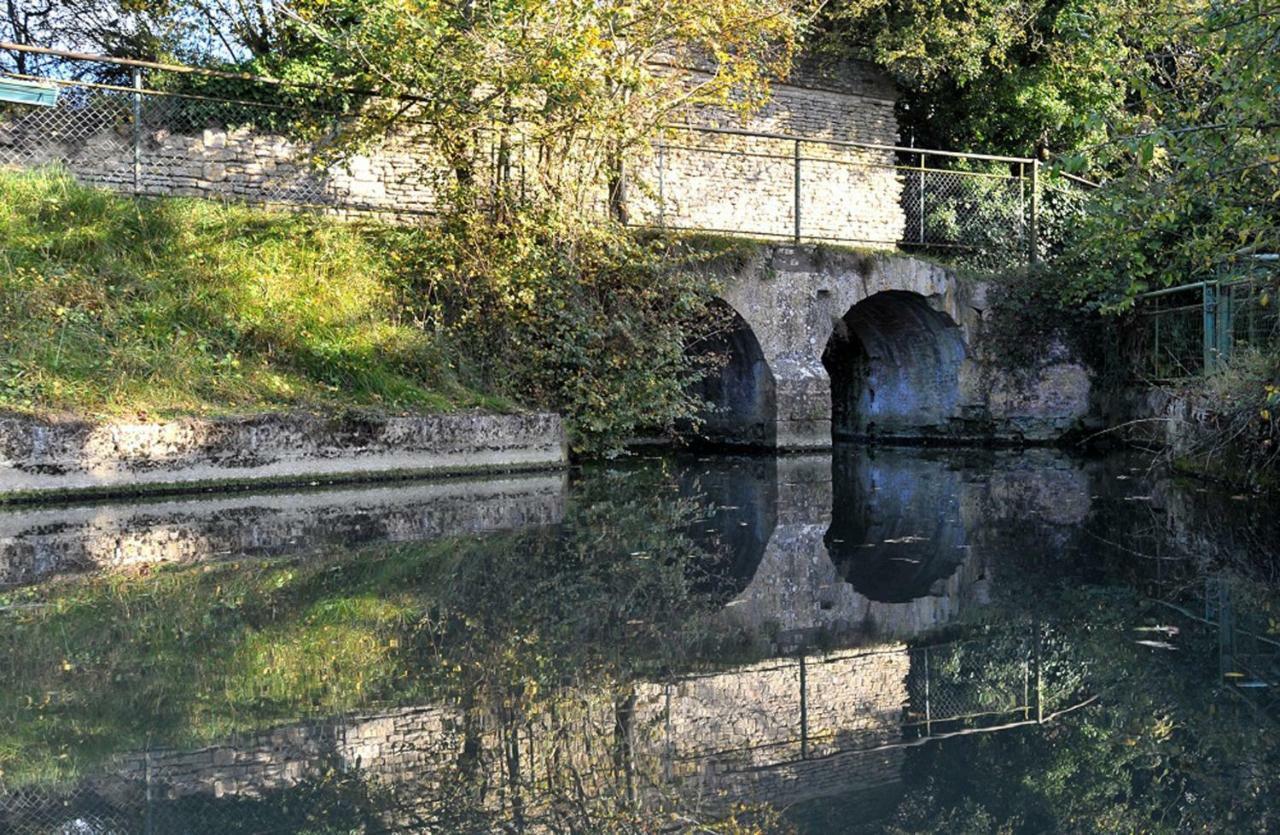 Les Gites Du Douet Du Houlle Courcy  ภายนอก รูปภาพ