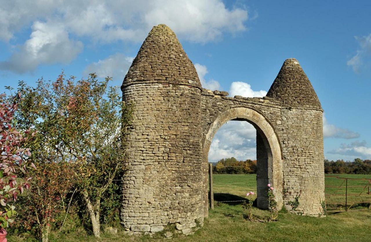 Les Gites Du Douet Du Houlle Courcy  ภายนอก รูปภาพ